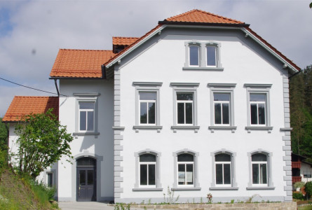 Gemeindehaus Steinberg - Holz Fenster + Türe