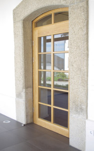 Berg Pfarramt - Holz - Holz/Alu in Eiche