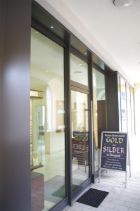 Schumuckladen Teuschnitz - Aluminium Eingangselement